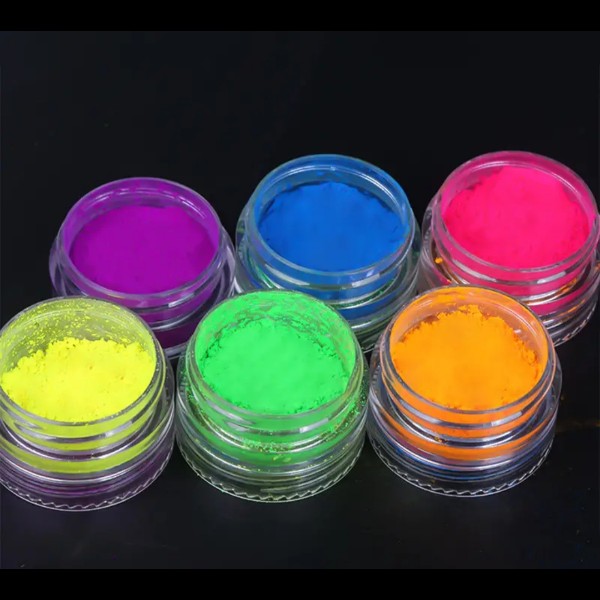 neon pigment 2.jpg